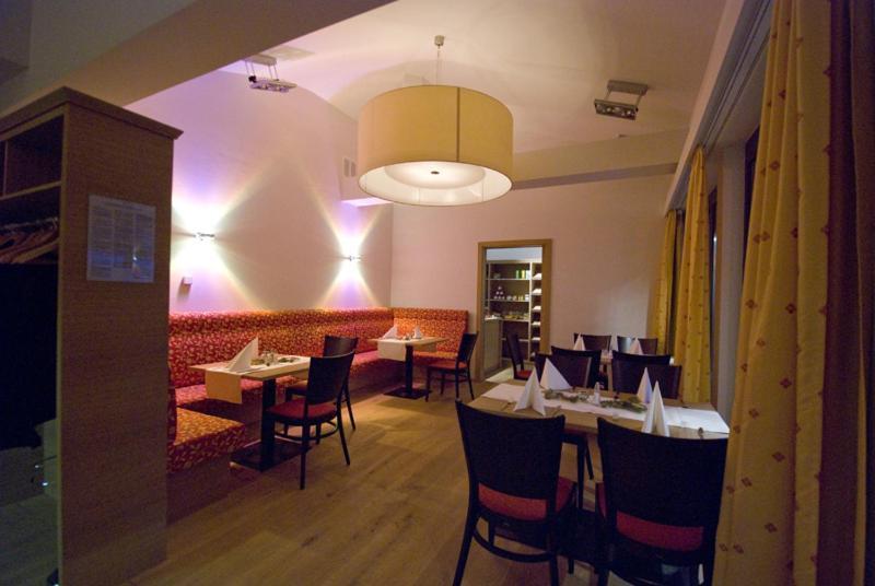 Restaurant Waldmeisterei Гера Екстер'єр фото